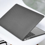 COTEetCI Carbon Fiber Protective Case for MacBook Pro 13-inch - Image 4