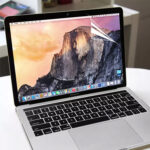 WiWU Laptop Screen Protector for MacBook Air 13-inch - Image 3